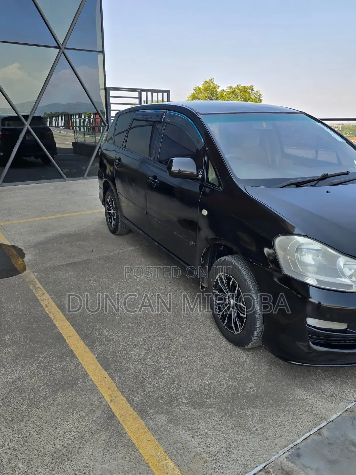 Toyota Ipsum 2004 Black