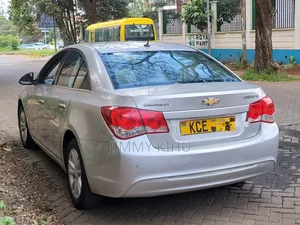 Chevrolet Cruze 2014 Silver