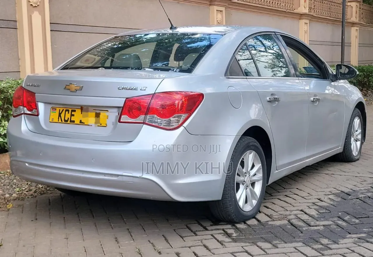 Chevrolet Cruze 2014 Silver