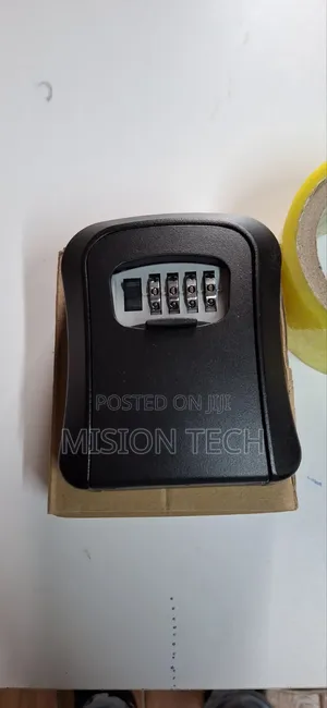 Metallic 4-Digit Combination Key Lock Box**