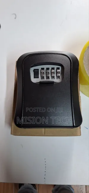 Metallic 4-Digit Combination Key Lock Box**