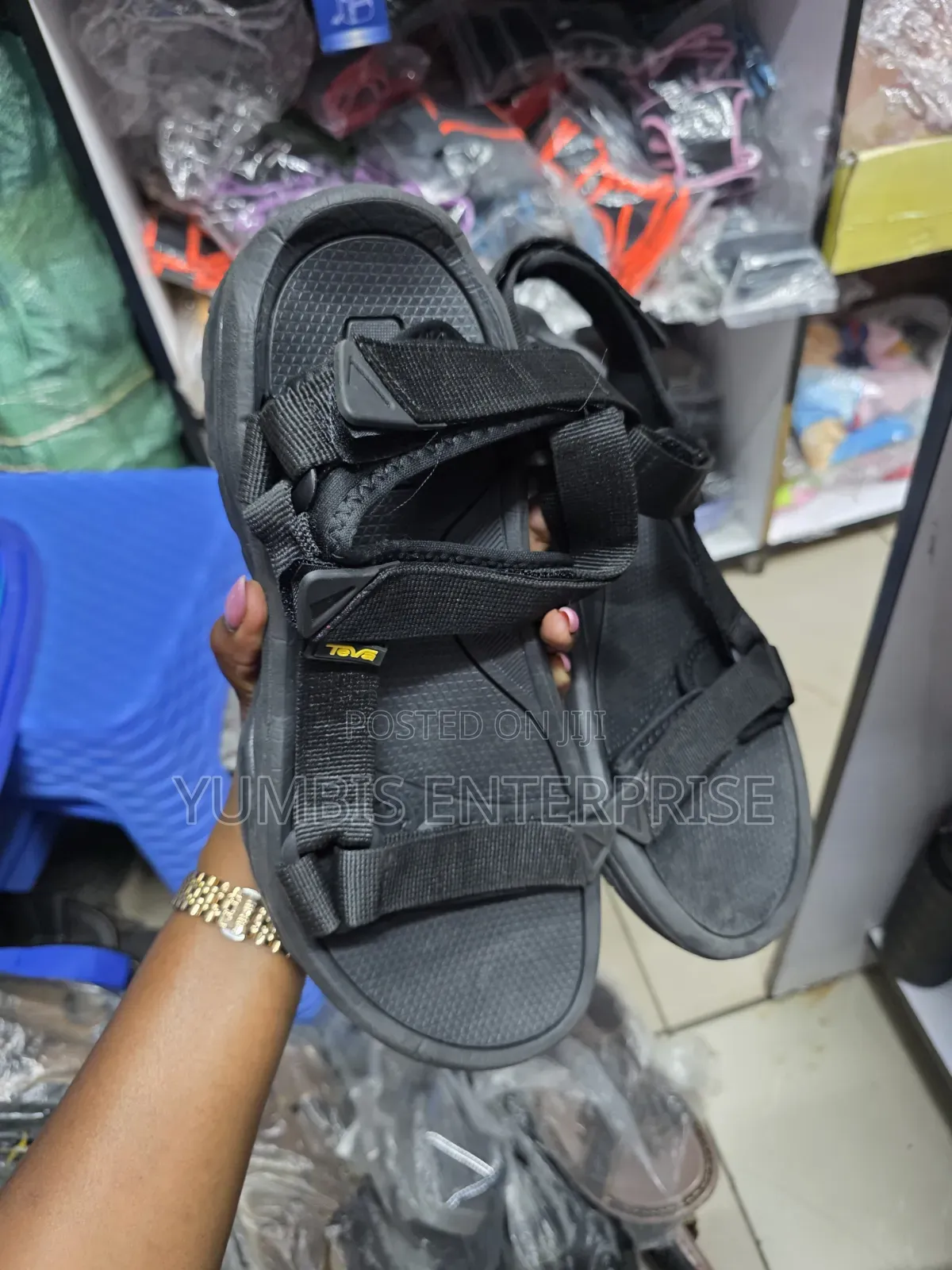 Clearance of Mens Teva Open Shoe Size 45 Black at 1700