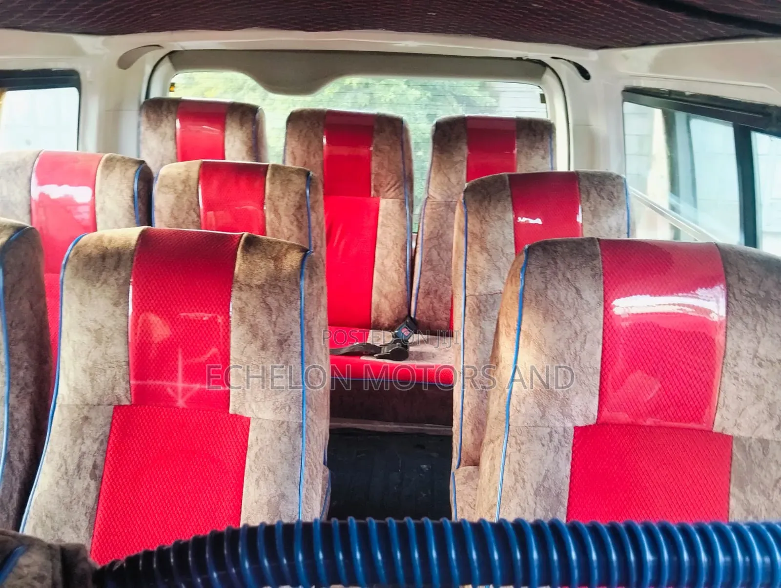 Toyota HiAce 2009 White
