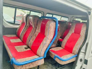 Toyota HiAce 2009 White