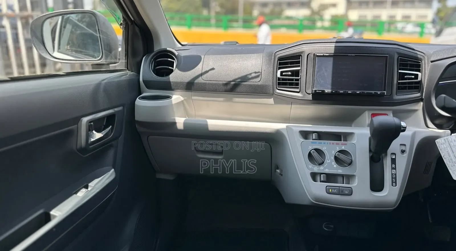 Daihatsu Mira 2019 White