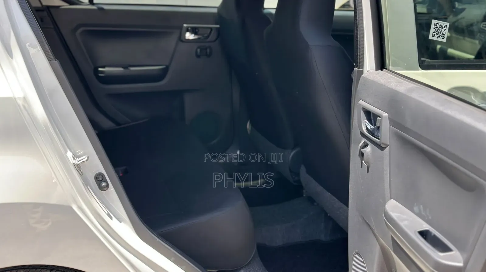 Daihatsu Mira 2019 White