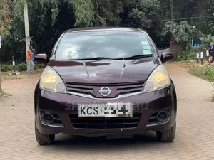 Nissan Note 2011 Brown