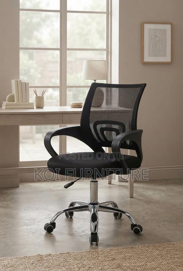 Office Chairs; Adjustable Clerical Chairs - main view