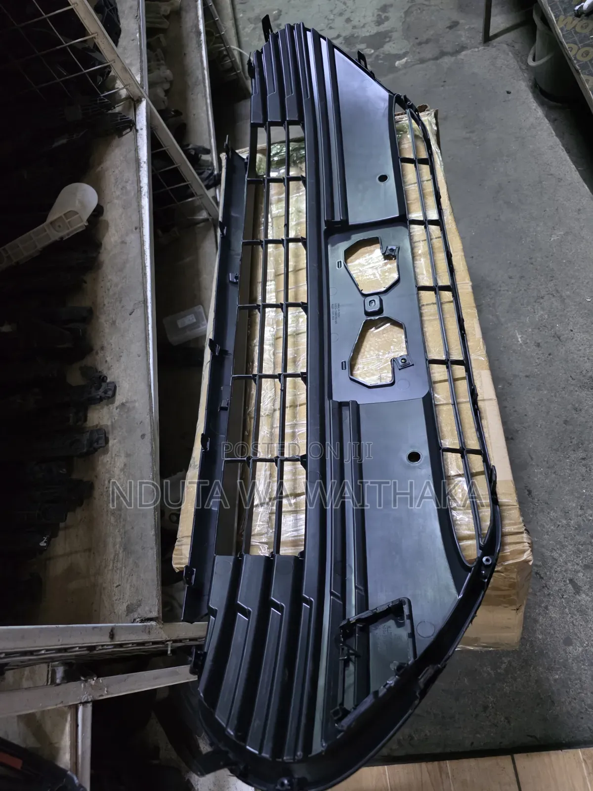 Lower Bumper Grille Fielder/Axio 165