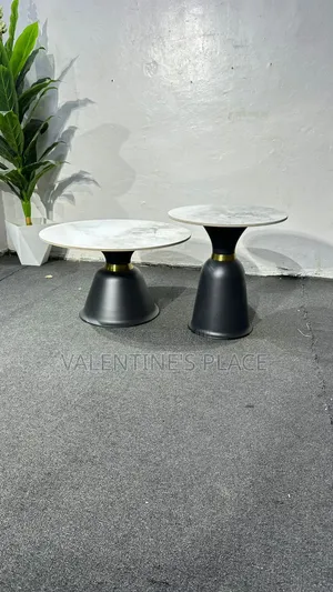 Nesting Coffee Tables*
 With a Black or White Finish Metal Base.