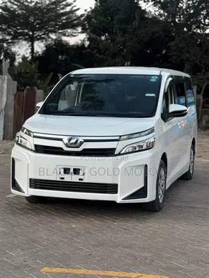 Toyota Voxy 2019 White