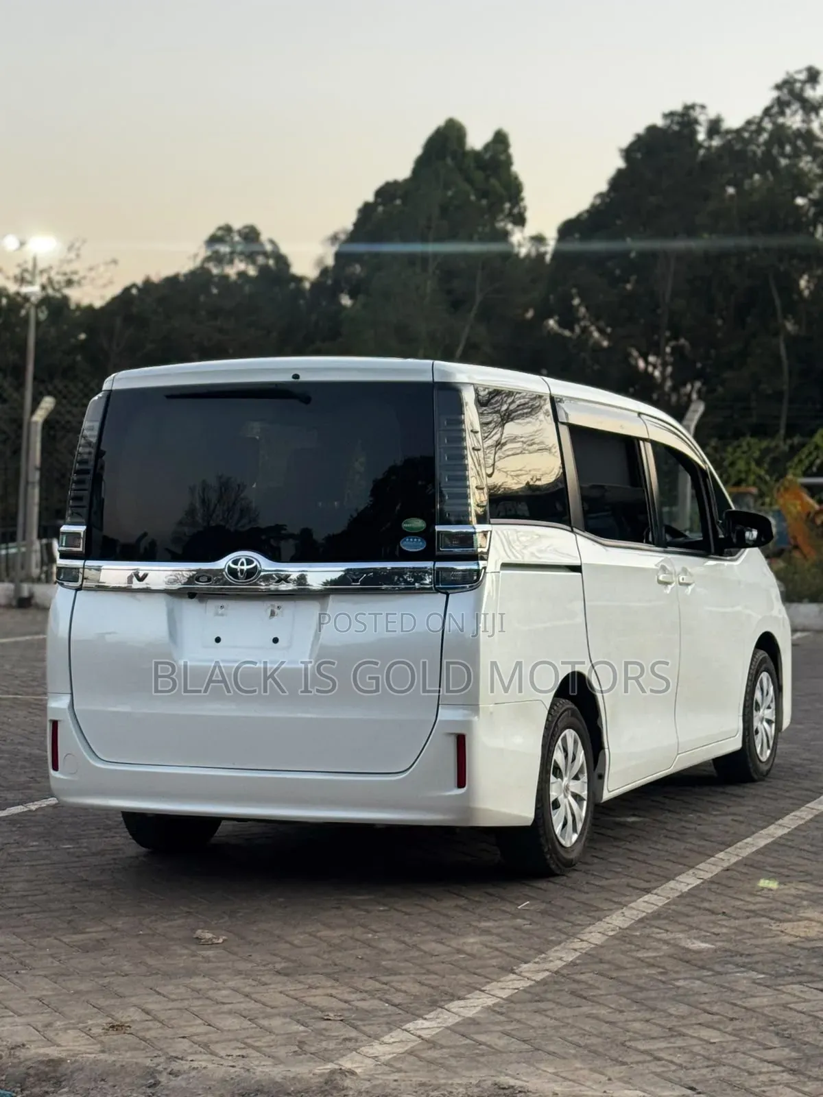 Toyota Voxy 2019 White