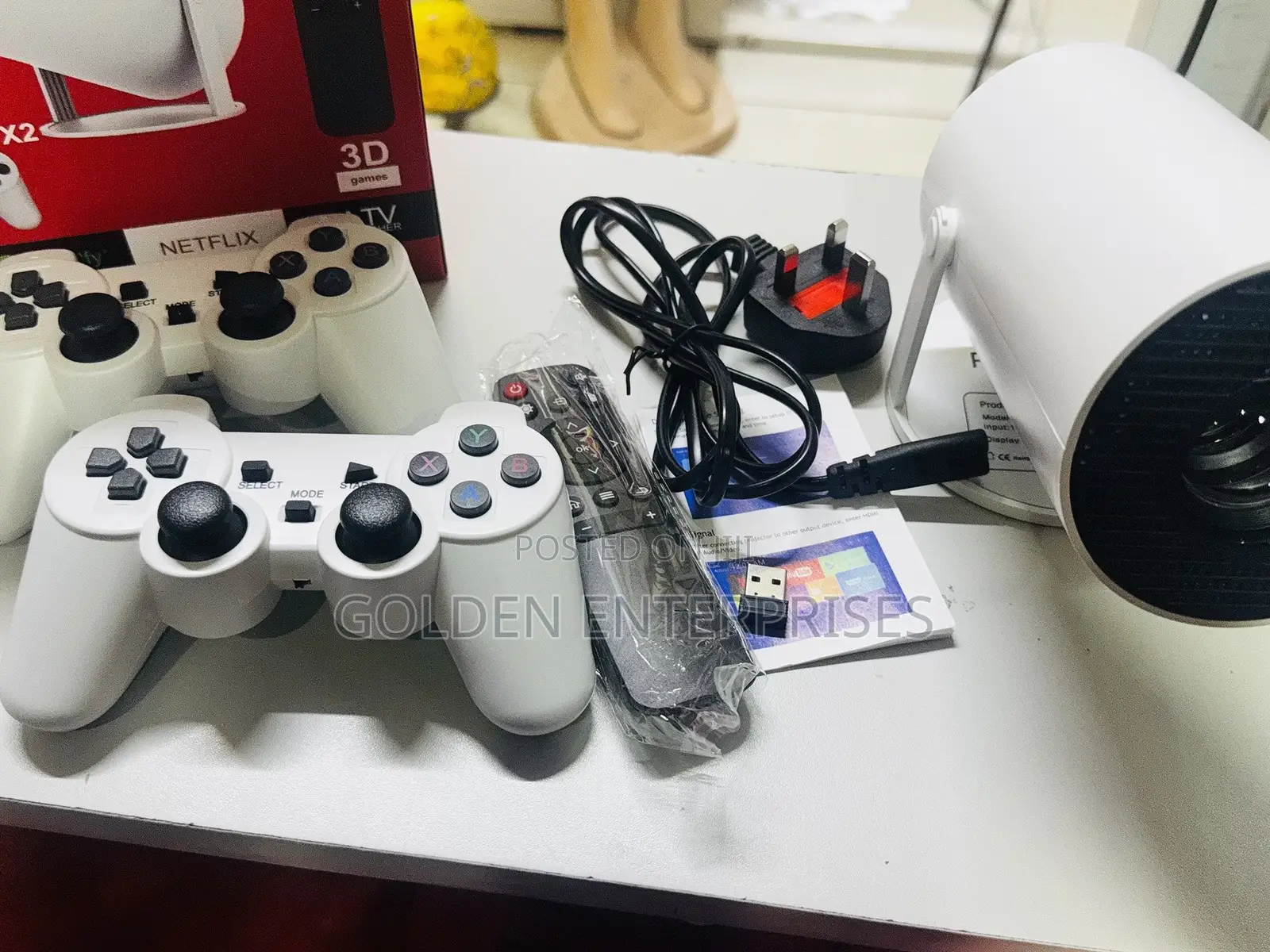 2-in-1 Projector and Retro Gaming Console, Family Entertainment System