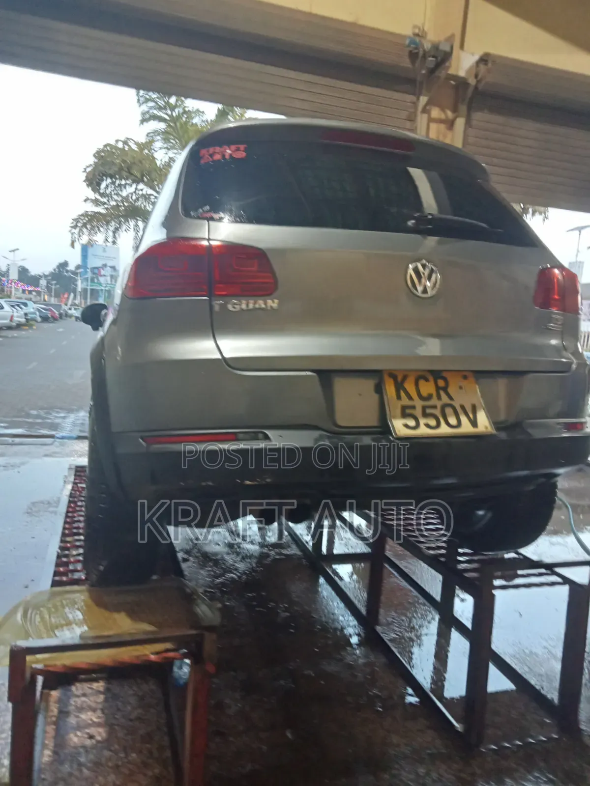 Volkswagen Tiguan 2011 Gray