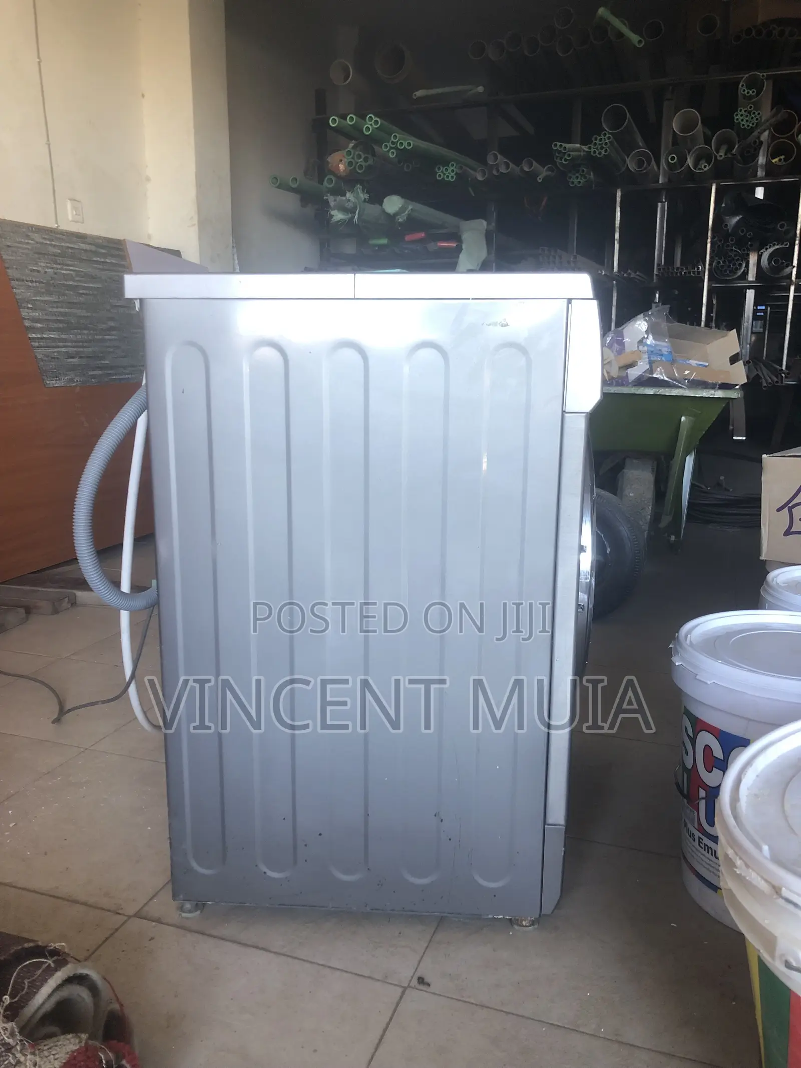 Almost New LG 9kg Washing Machine (Only 5 Months Old!)