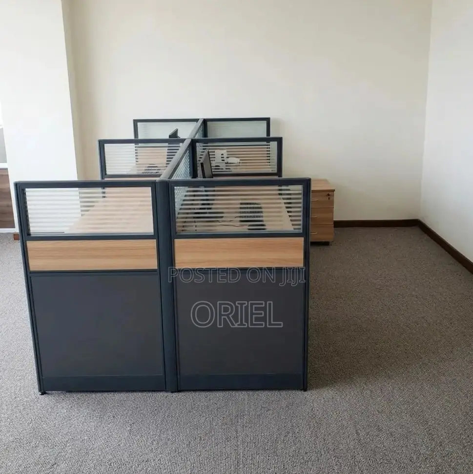 Office Workstation : Office Modular Staff Workstation for 4
