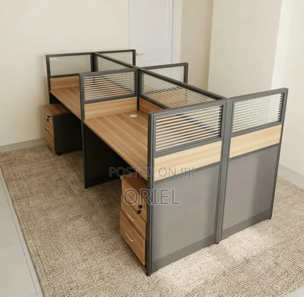 Office Workstation : Office Modular Staff Workstation for 4