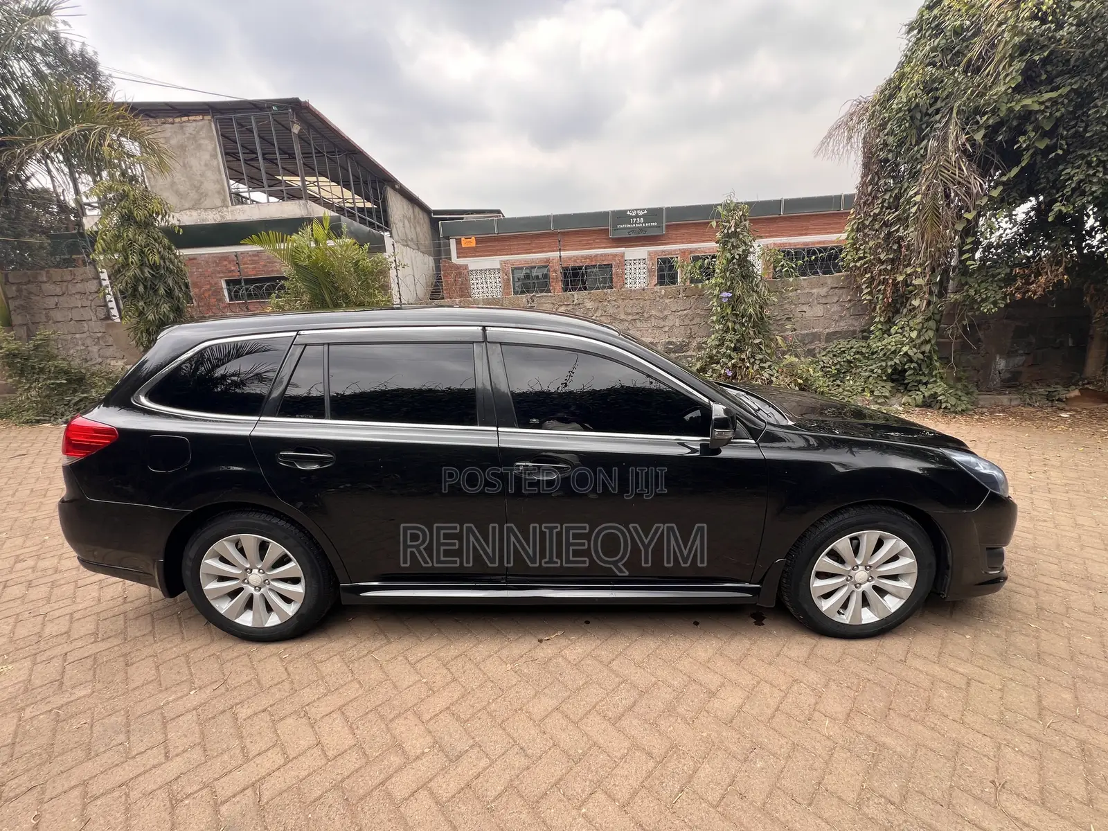 Subaru Legacy 2.5i Limited Sedan 2012 Black