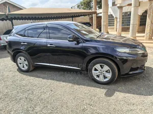 Toyota Harrier 2.0 2019 Black