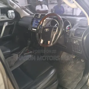 Toyota Land Cruiser Prado 2016 Gold