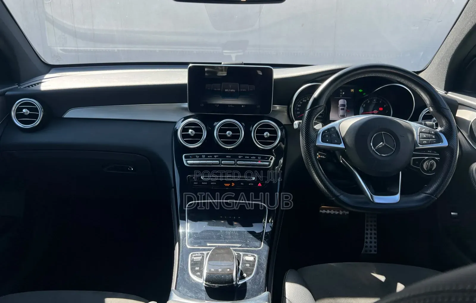 Mercedes-Benz GLC-Class 2019 Black