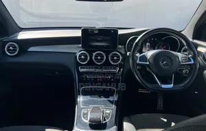 Mercedes-Benz GLC-Class 2019 Black