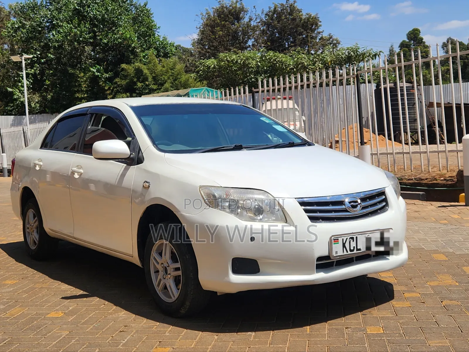 Toyota Axio 2010 White