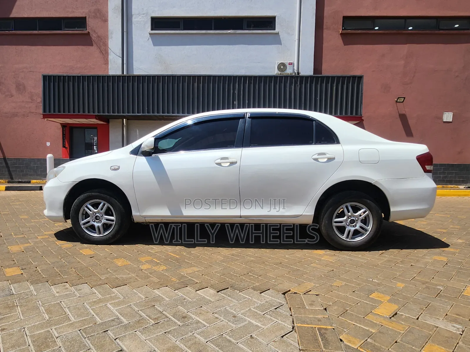Toyota Axio 2010 White