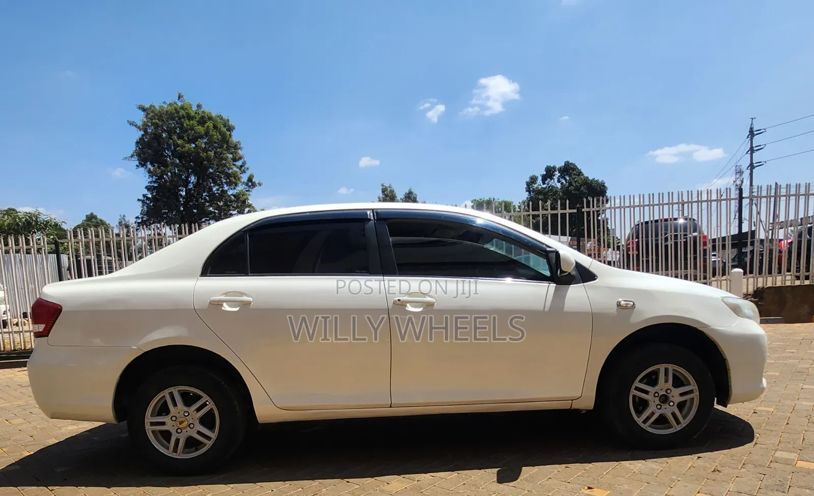 Toyota Axio 2010 White