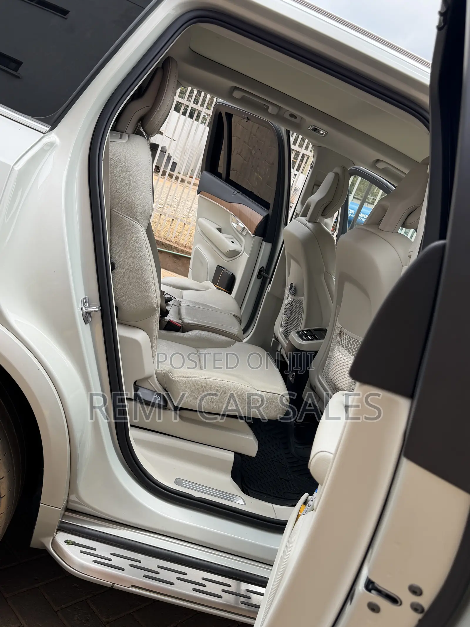 Volvo XC90 2020 White