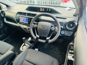 Toyota Aqua 2019 Black