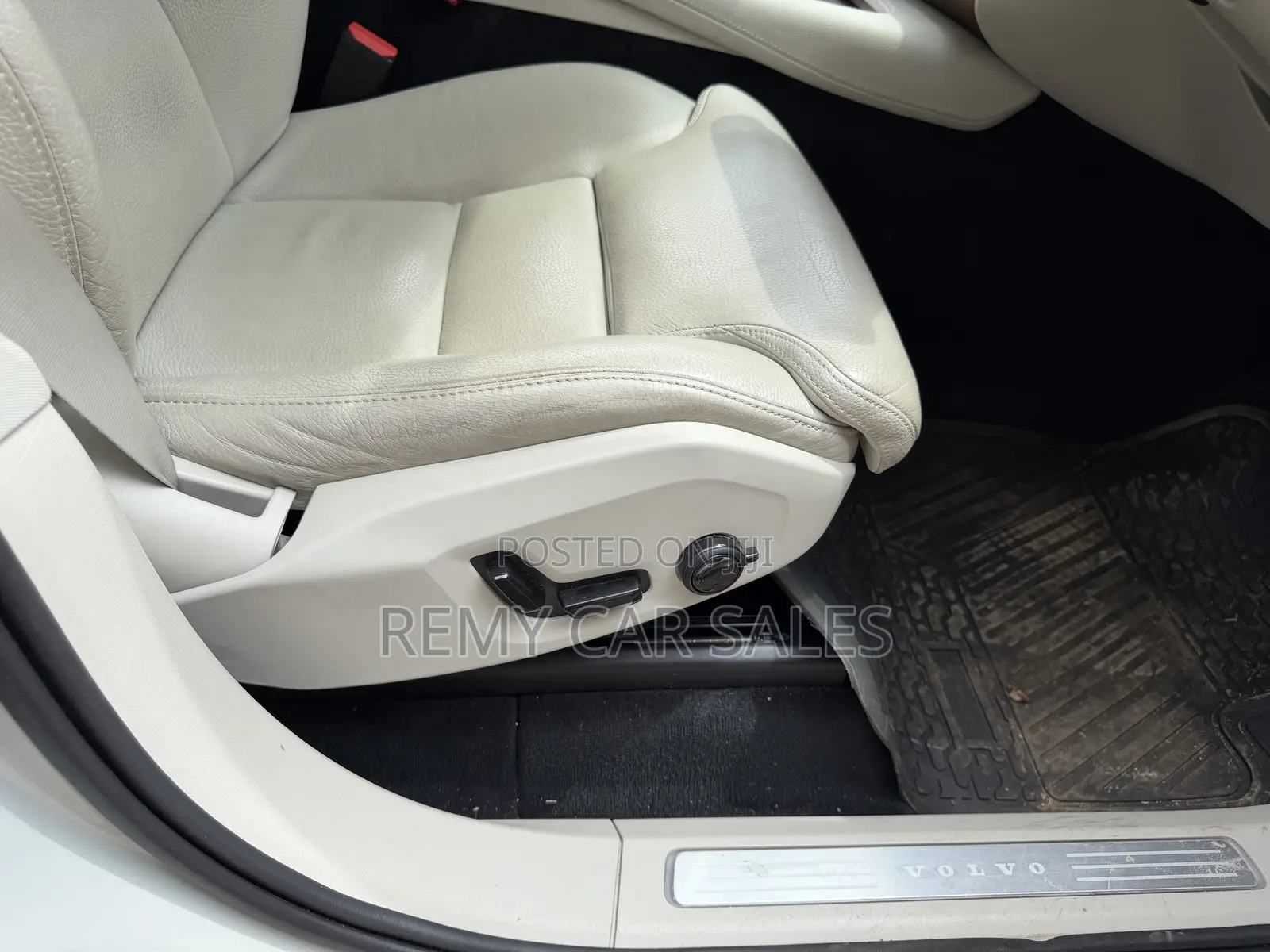Volvo XC90 2020 White