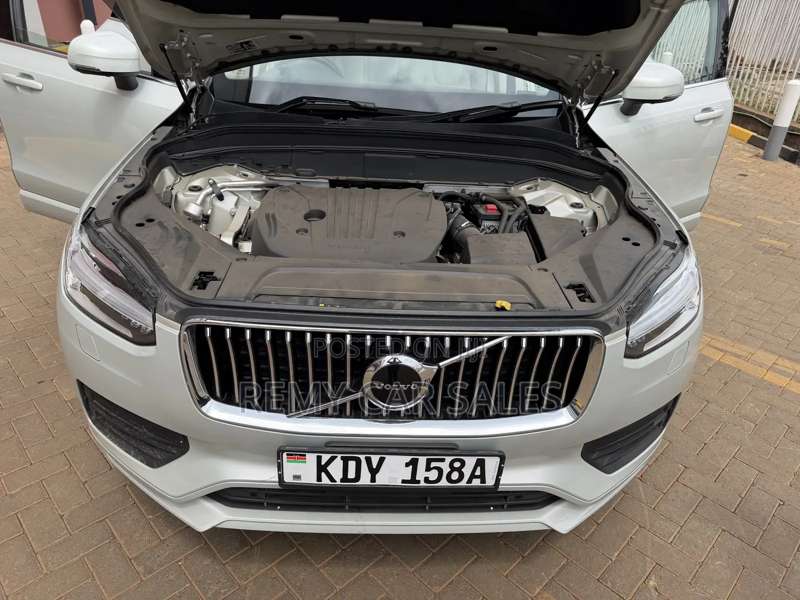 Volvo XC90 2020 White