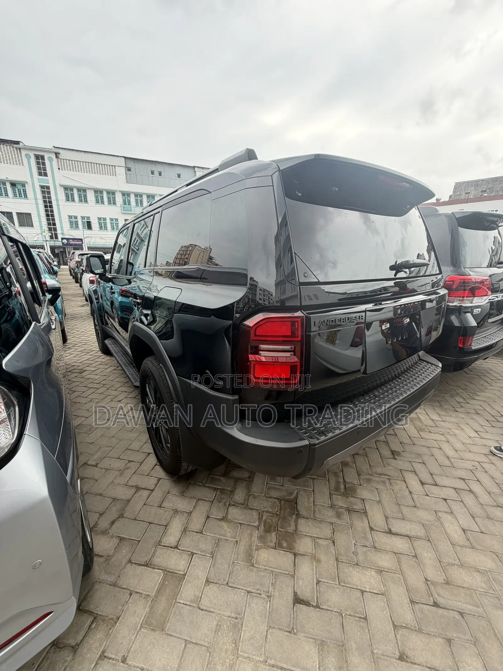 Toyota Land Cruiser Prado 2.8 2024 Black