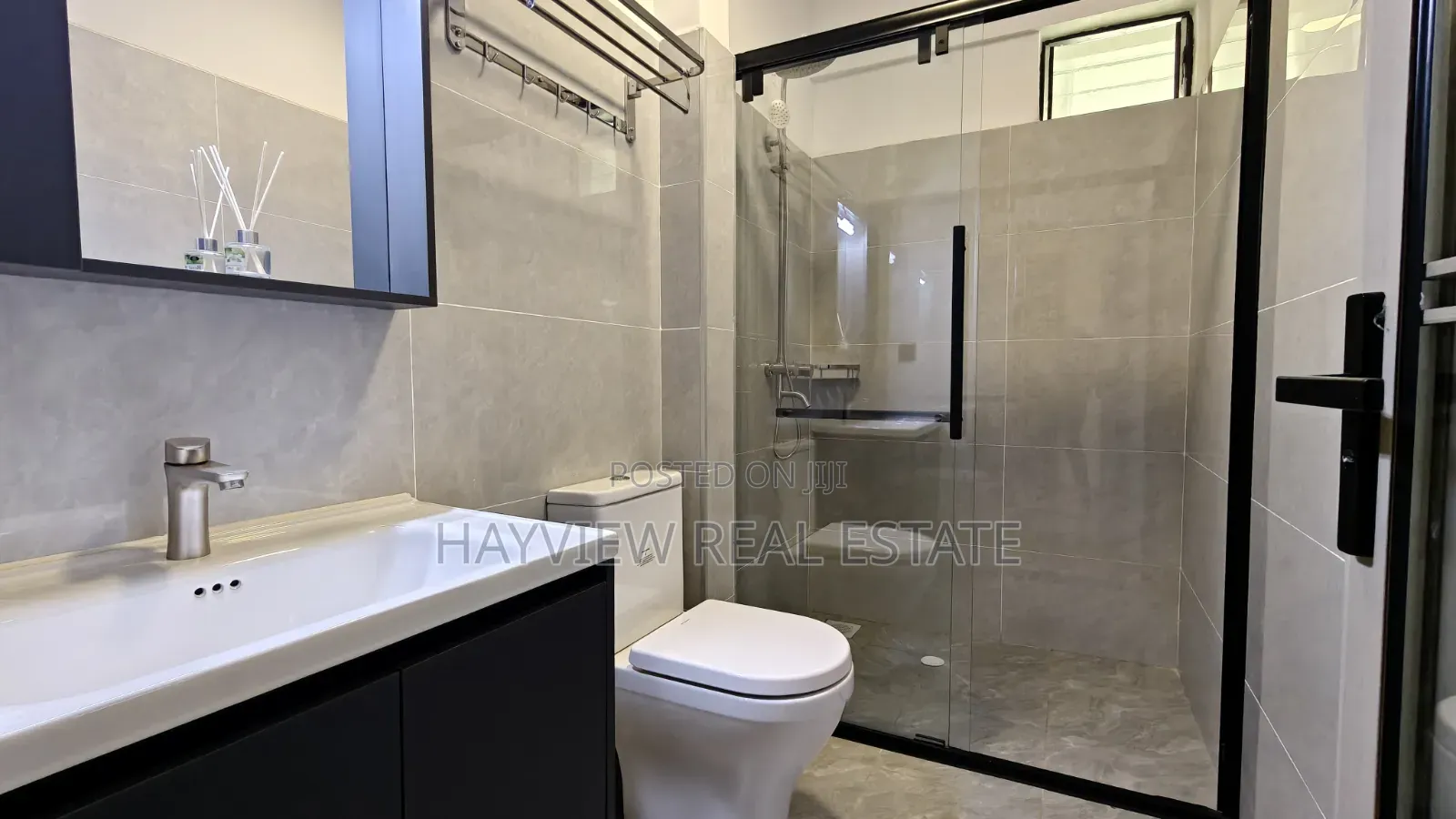 2bdrm Apartment in Valley Arcade for sale