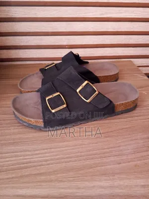 Moyo Sandals