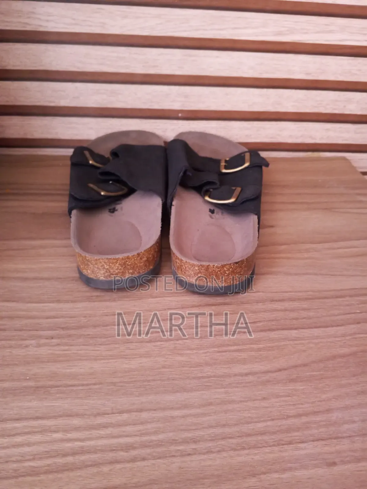 Moyo Sandals