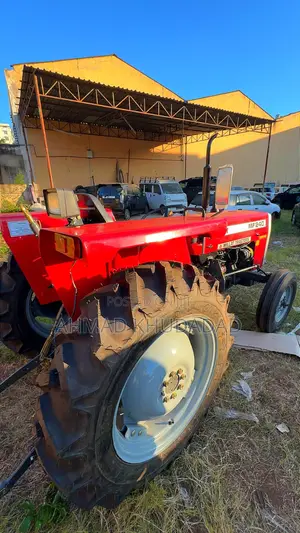 Millat Tractor Mf240