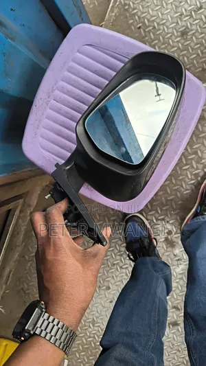 Suzuki Escudo Sidemirrow