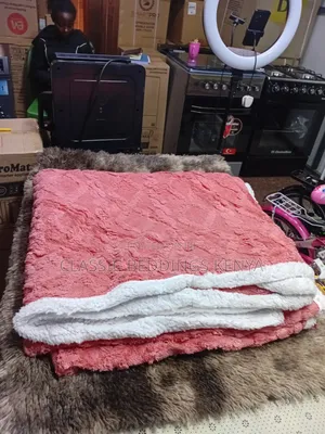 Sharper Cossy Blanket