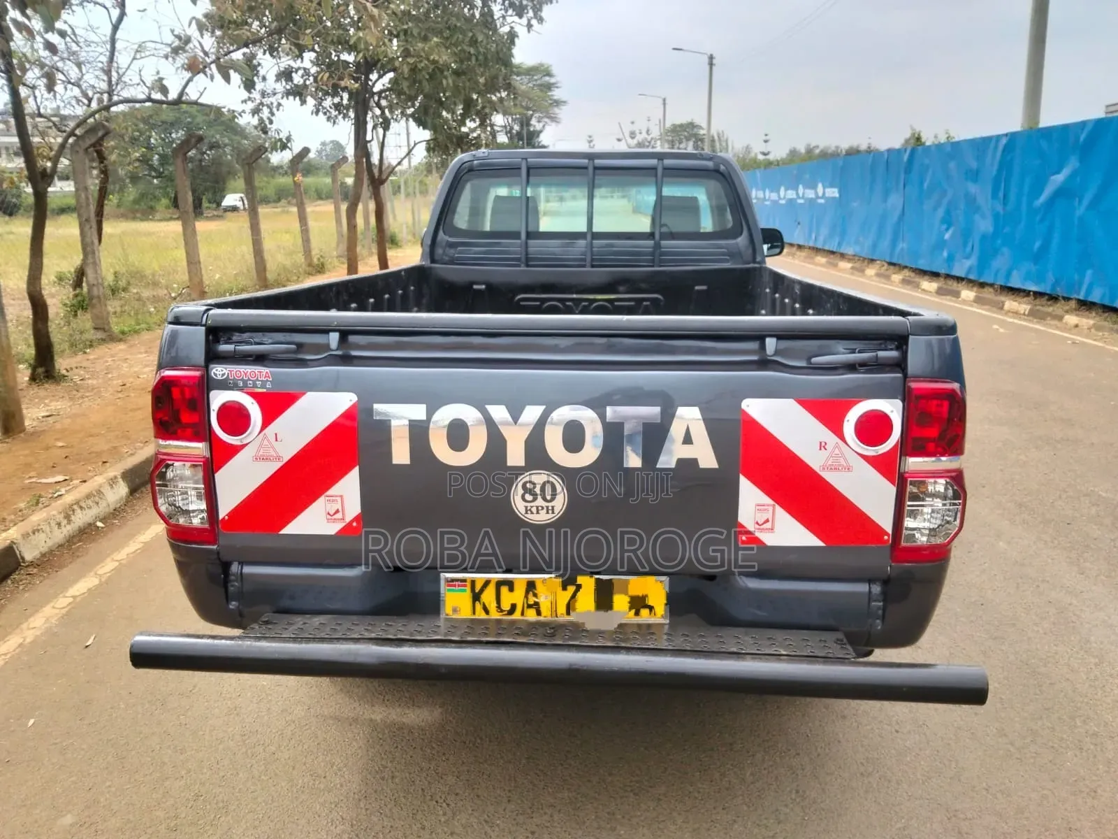 Toyota Hilux 2015 Gray