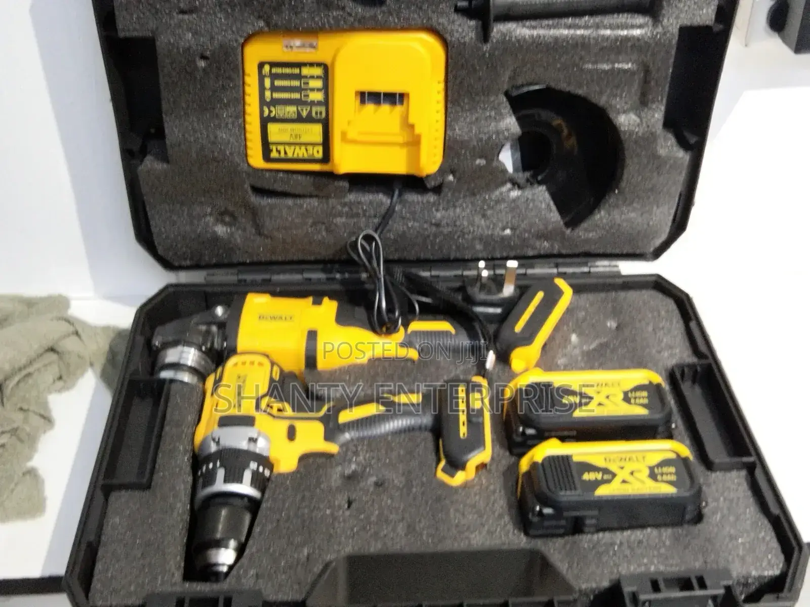 Cordless Dewalt Grinder and Drill Combo Set