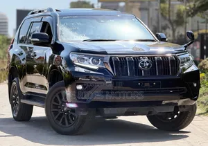 Toyota Land Cruiser Prado 2022 Black