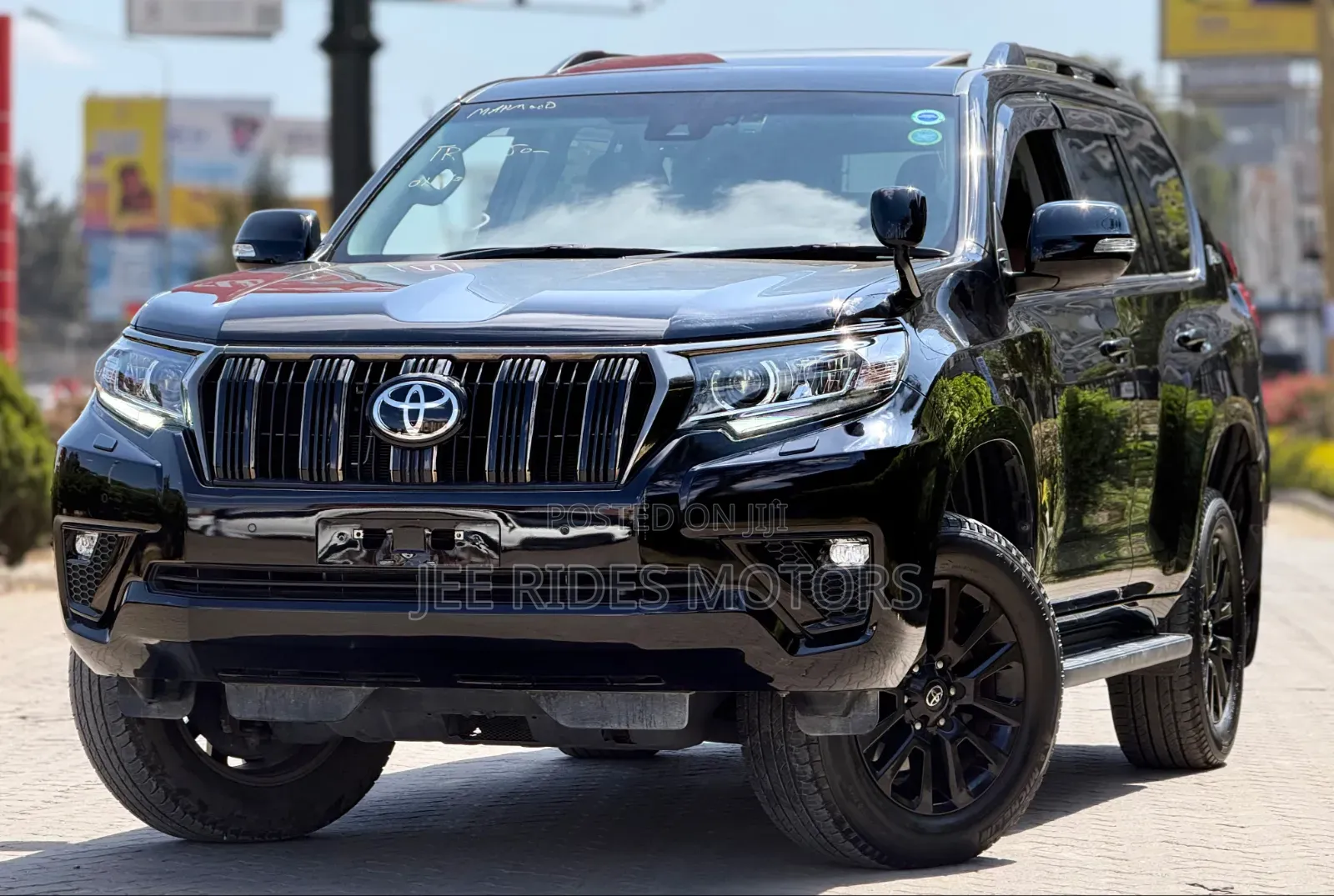 Toyota Land Cruiser Prado 2022 Black