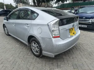 Toyota Prius 2010 Silver