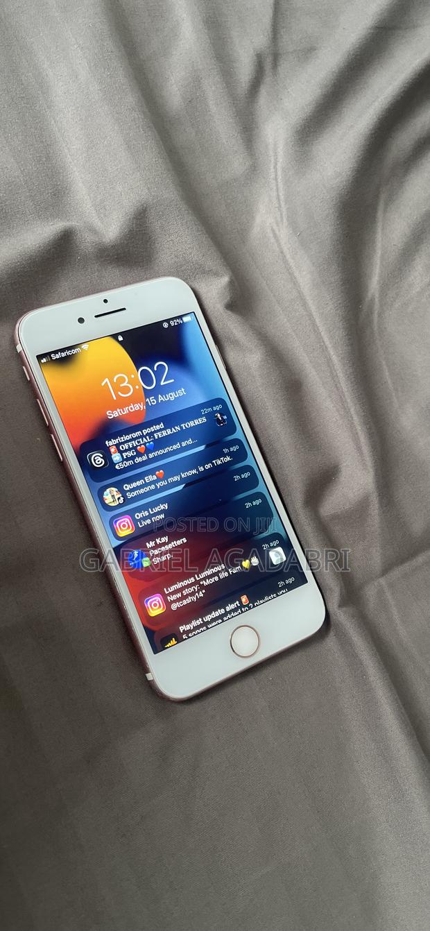 Apple iPhone 7 32 GB Rose Gold - thumbnail 3