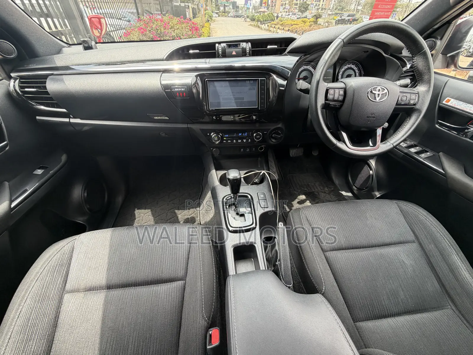 Toyota Hilux 2019 Red