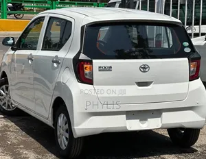 Toyota Pixis Epoch 2019 White