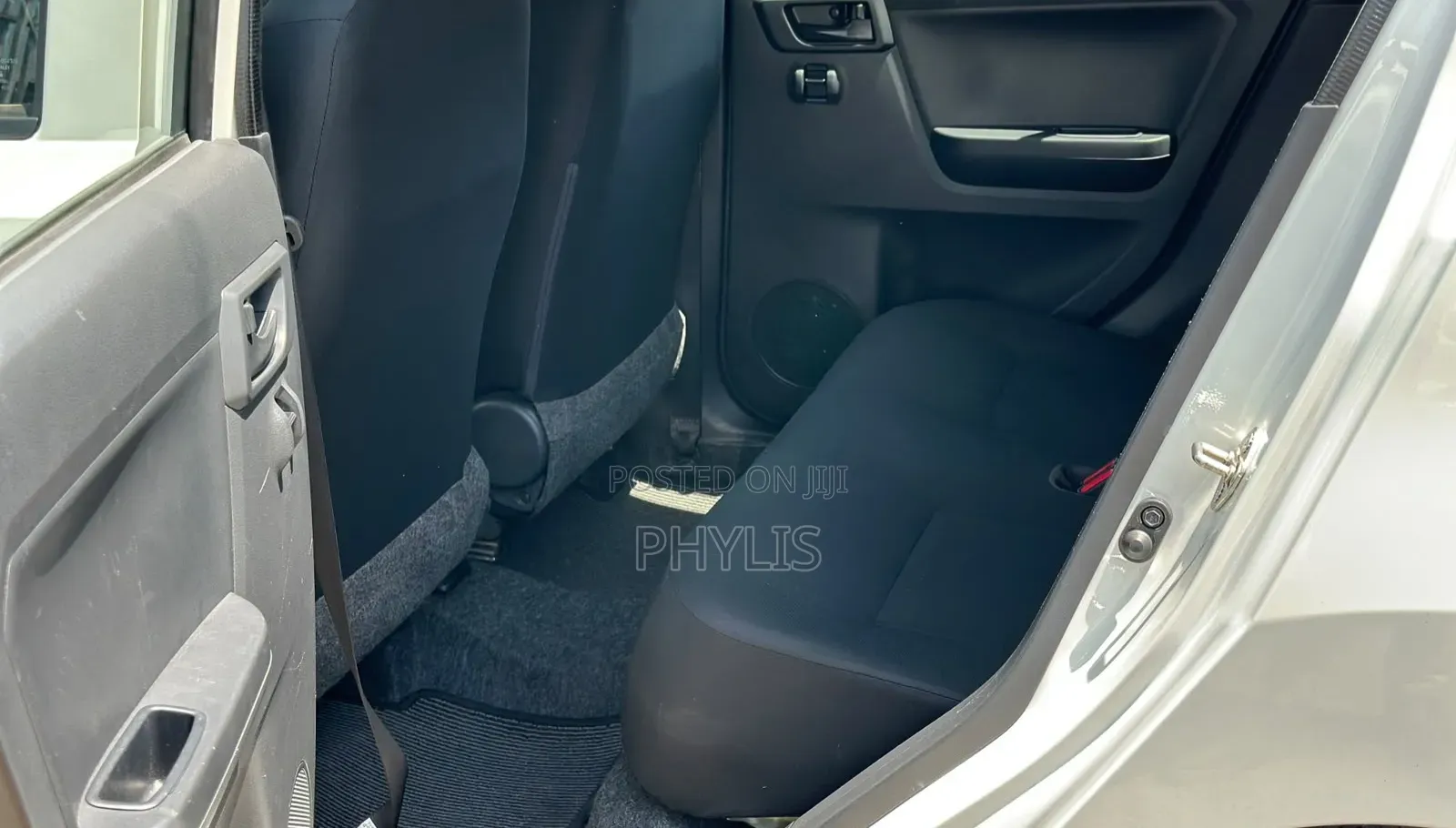 Toyota Pixis Epoch 2019 White