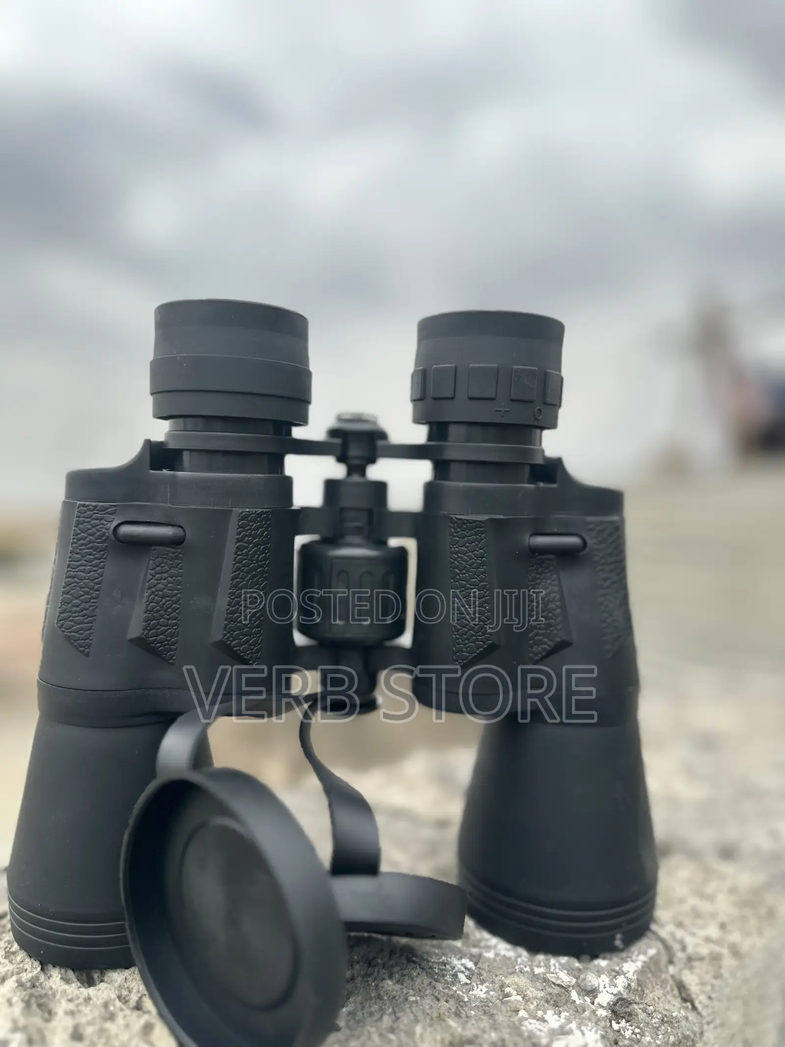 Waterproof and High Quality Binoculars Lense 10x50. 96m/1000m